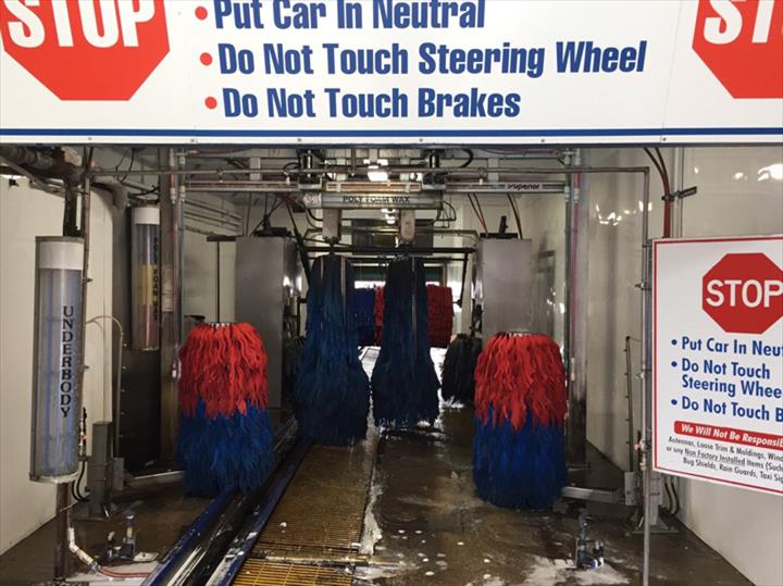 Car Wash 954 & 24/7 Laundromat Car Wash Elmhurst, IL